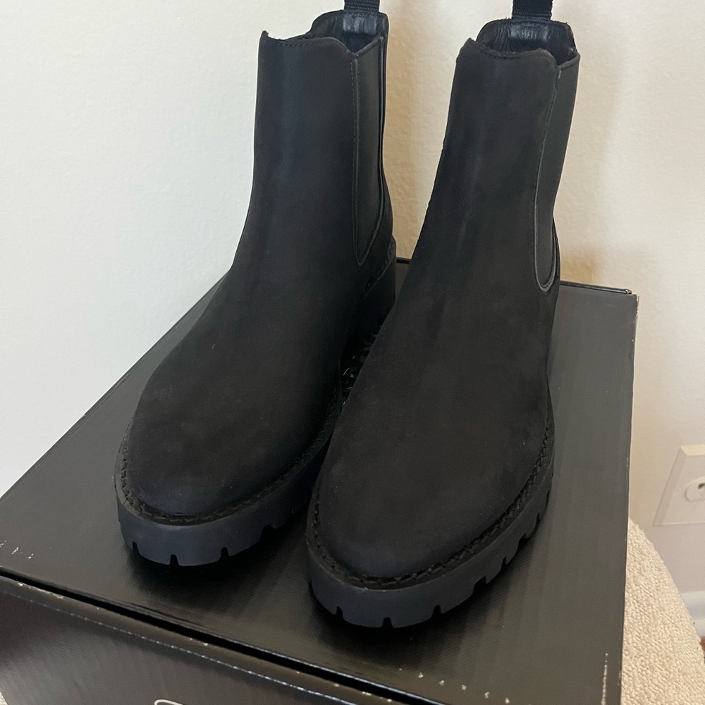 Thursday Black Chelsea Boots